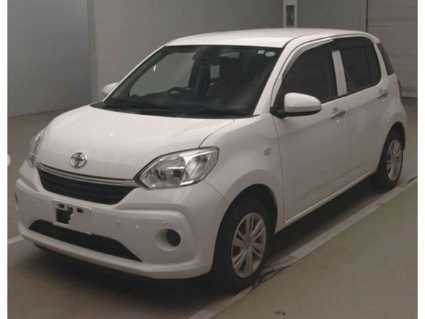 Toyota Passo Hatchback, Petrol, 2022, White