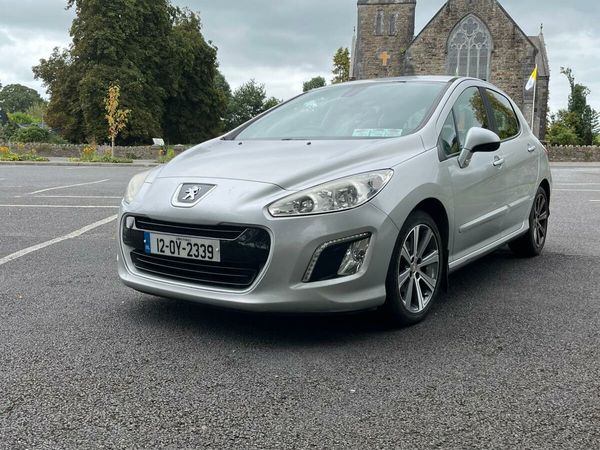 Peugeot 308 Hatchback, Diesel, 2012, Silver