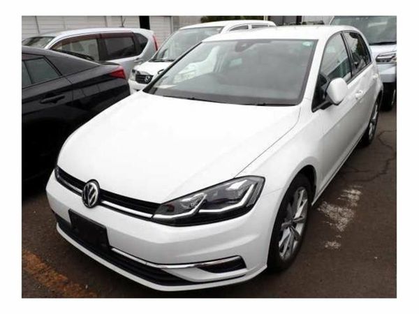 Volkswagen Golf Hatchback, Petrol, 2019, White