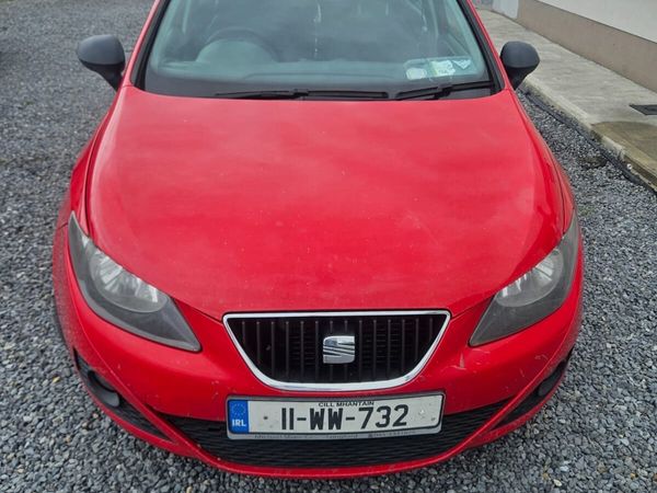 SEAT Ibiza MPV, Petrol, 2011, Red