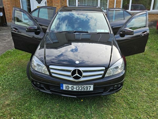 Mercedes-Benz C-Class Saloon, Petrol, 2010, Black
