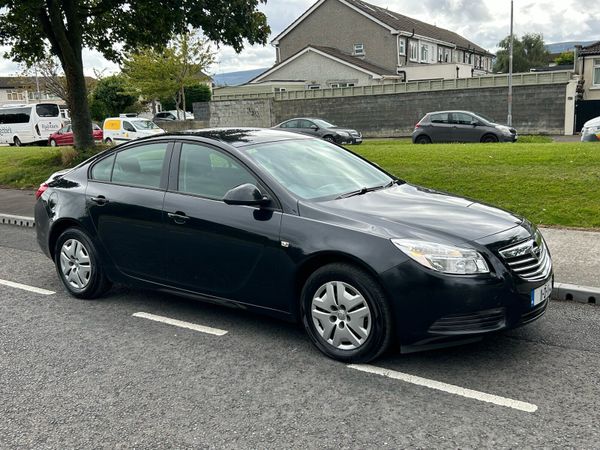 Opel Insignia Saloon, Diesel, 2011, Black