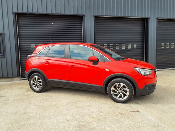 Vauxhall Crossland X Hatchback, Diesel, 2019, Red