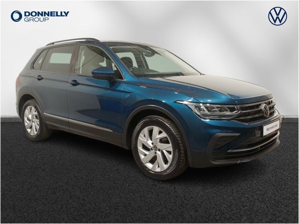 Volkswagen Tiguan Estate, Petrol, 2021, Blue