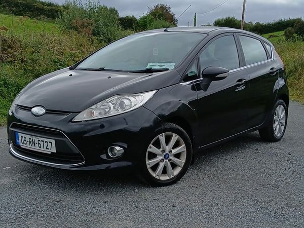 Ford Fiesta Hatchback, Petrol, 2009, Black