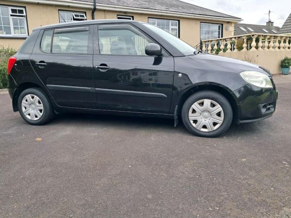 Skoda Fabia Hatchback, Petrol, 2007, Black