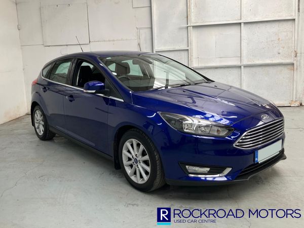 Ford Focus Hatchback, Petrol, 2017, Blue