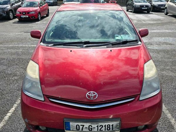 Toyota Prius Hatchback, Petrol Hybrid, 2007, Red