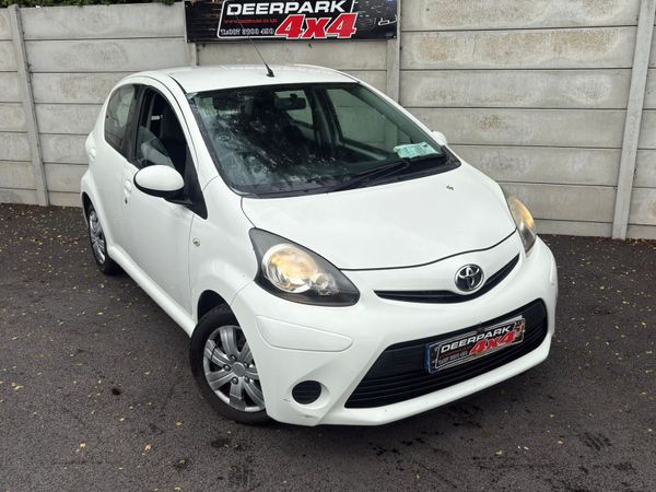 Toyota Aygo Estate, Petrol, 2013, White