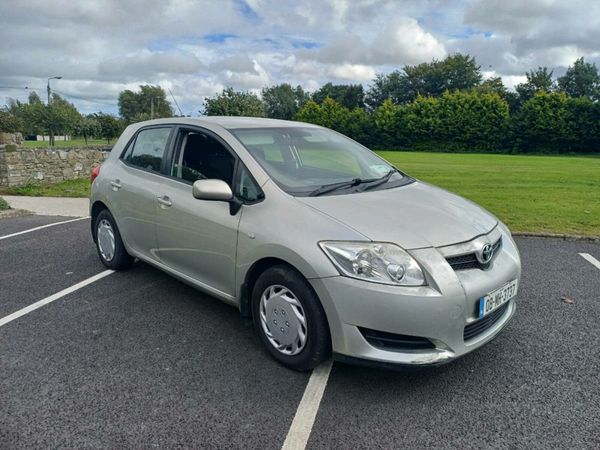 Toyota Auris Hatchback, Petrol, 2008, Silver