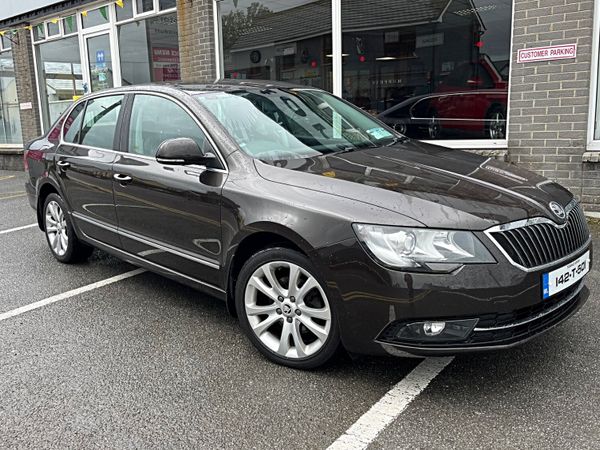 Skoda Superb Saloon, Diesel, 2014, Brown