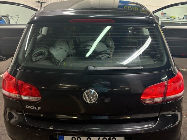 Volkswagen Golf Hatchback, Petrol, 2009, Black