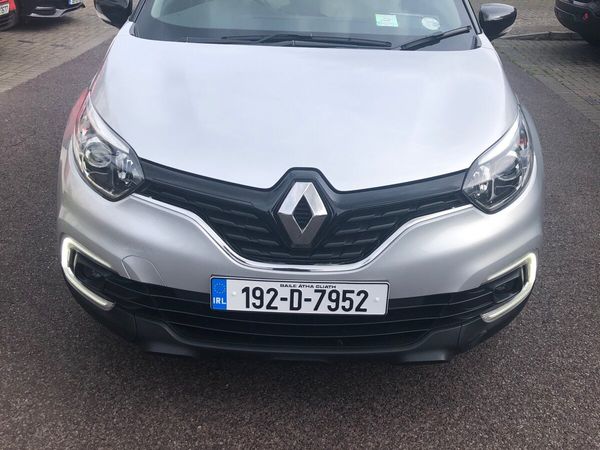 Renault Captur Hatchback, Diesel, 2019, Grey