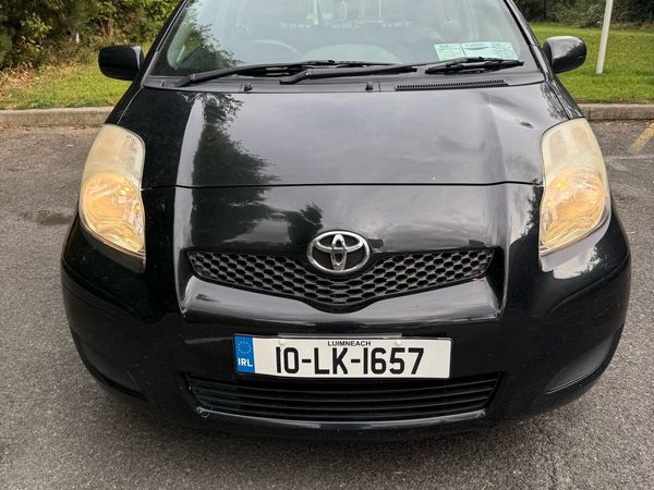 Toyota Yaris Hatchback, Petrol, 2010, Black