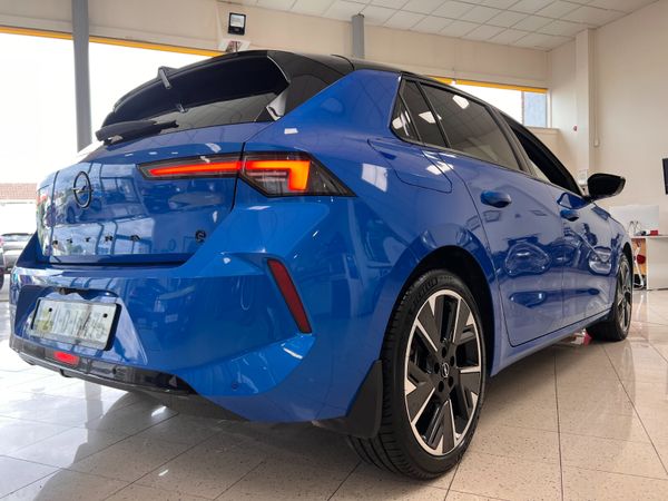 Opel Astra Hatchback, Electric, 2024, Blue