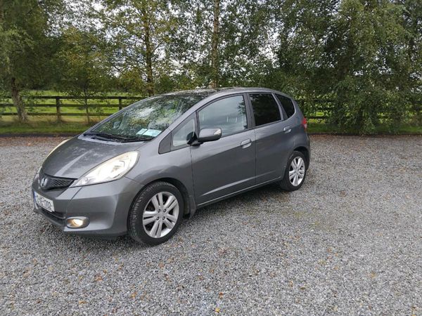 Honda Jazz Hatchback, Petrol, 2012, Grey