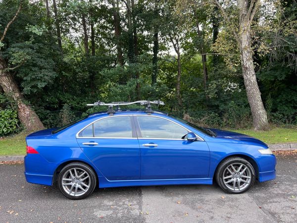 Honda Accord Saloon, Petrol, 2009, Blue
