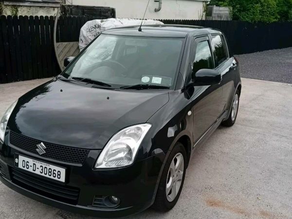 Suzuki Swift Hatchback, Petrol, 2006, Black