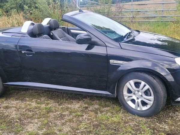 Vauxhall Tigra Convertible, Petrol, 2009, Black