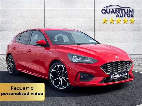 Ford Focus Hatchback, Diesel, 2021, Red