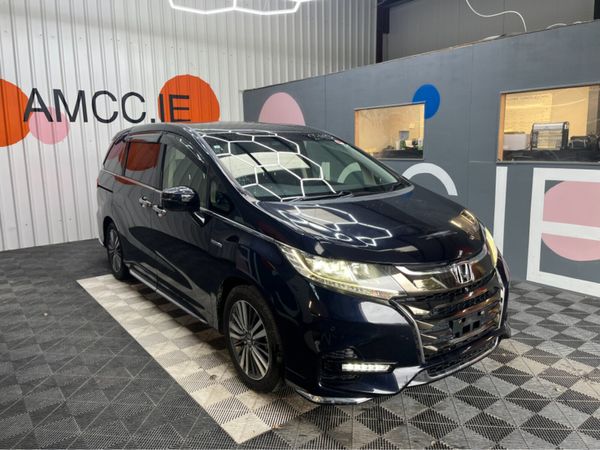 Honda Odyssey MPV, Petrol Hybrid, 2019, Blue
