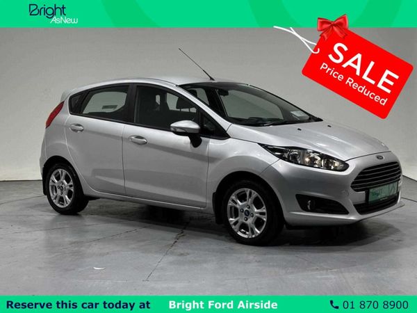 Ford Fiesta Hatchback, Petrol, 2017, Grey