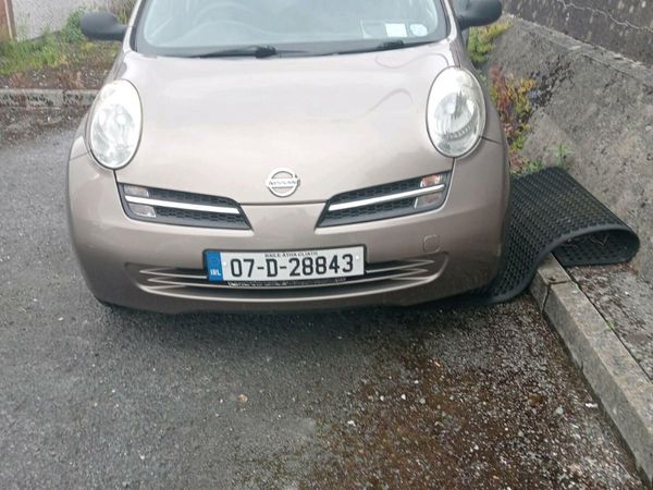 Nissan Micra Hatchback, Petrol, 2007, Gold
