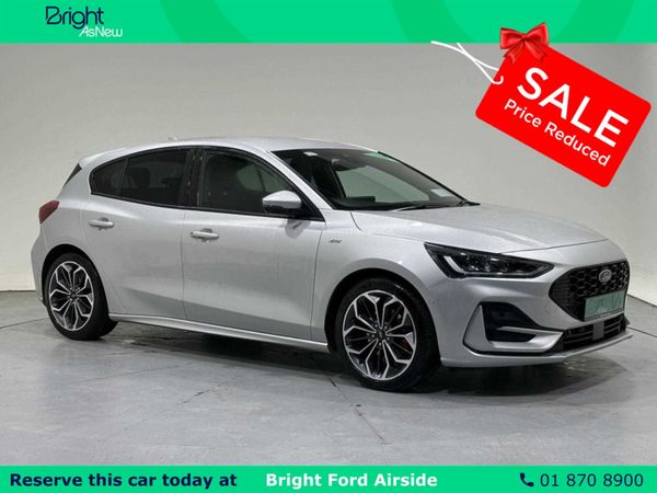 Ford Focus Hatchback, Petrol Hybrid, 2023, Grey