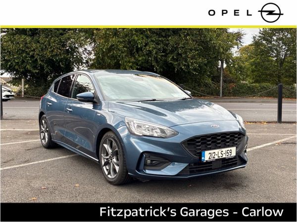 Ford Focus Hatchback, Diesel, 2021, Blue