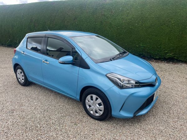 Toyota Vitz Hatchback, Petrol, 2016, Blue