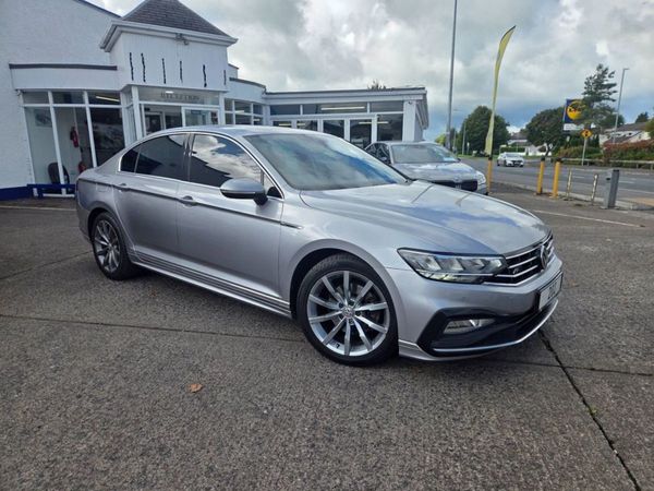 Volkswagen Passat Saloon, Diesel, 2020, Silver