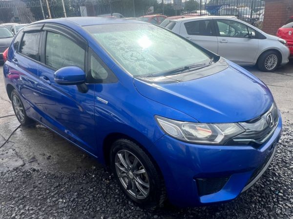Honda Fit Hatchback, Petrol Hybrid, 2014, Blue