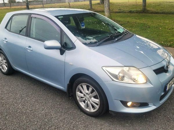 Toyota Auris Hatchback, Diesel, 2009, Blue
