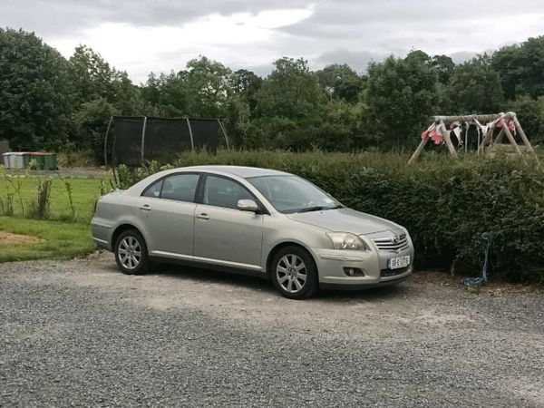 Toyota Avensis Saloon, Petrol, 2008, Green