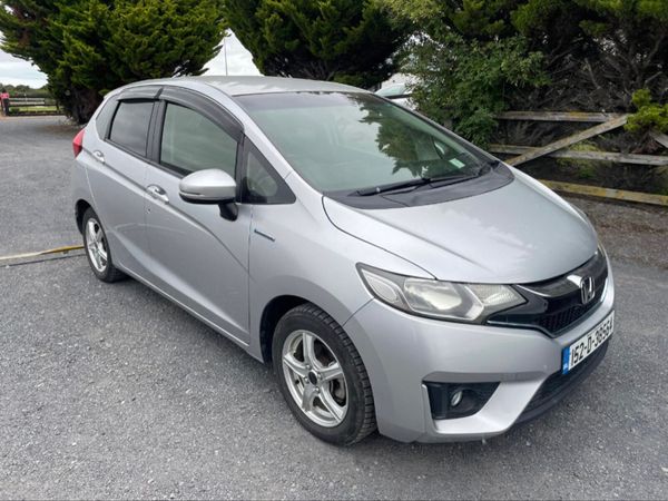 Honda Fit Hatchback, Petrol Hybrid, 2015, Silver