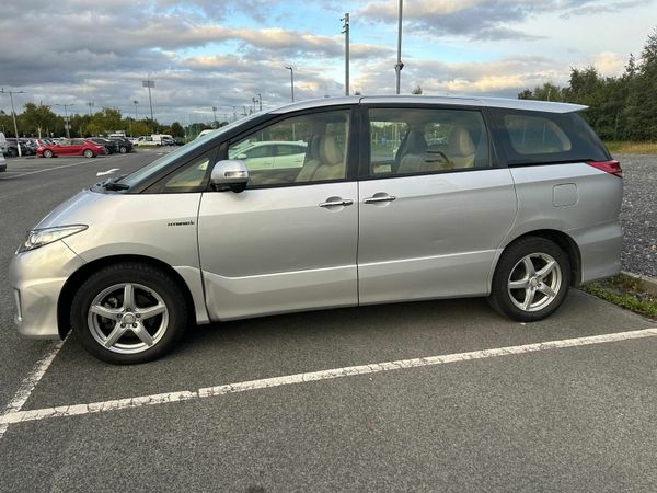 Toyota Estima MPV, Petrol Hybrid, 2015, Silver