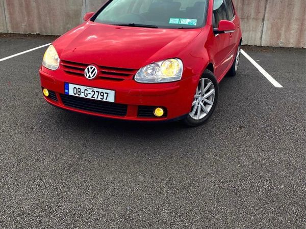 Volkswagen Golf Hatchback, Petrol, 2008, Red
