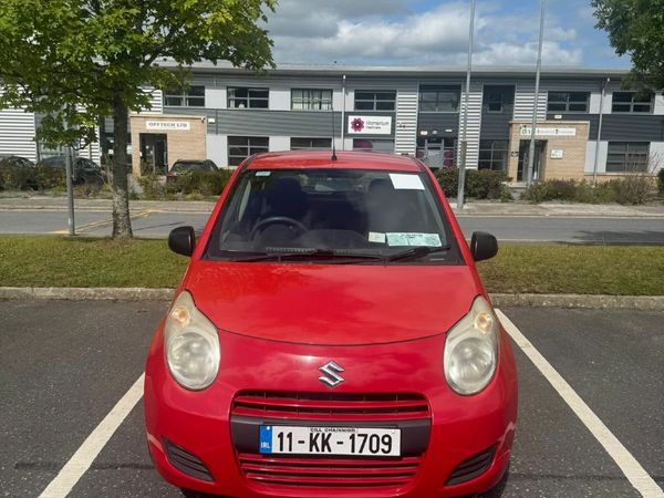 Suzuki Alto Hatchback, Petrol, 2011, Red