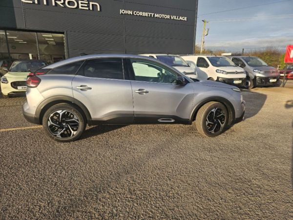 Citroen C4 Hatchback, Diesel, 2025, Grey