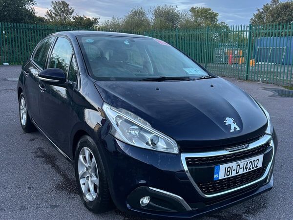 Peugeot 208 Hatchback, Diesel, 2018, Blue