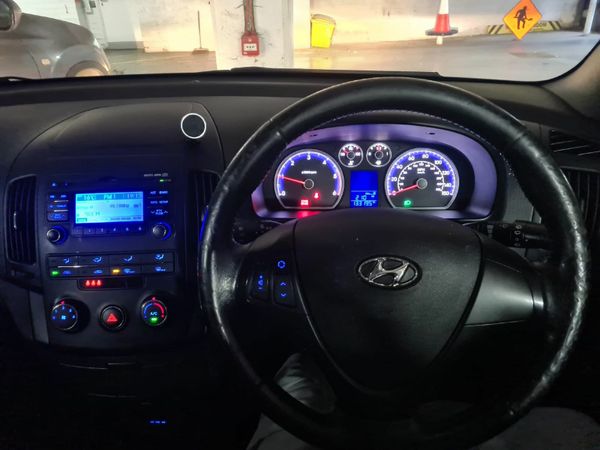 Hyundai i30 Estate, Diesel, 2012, Grey