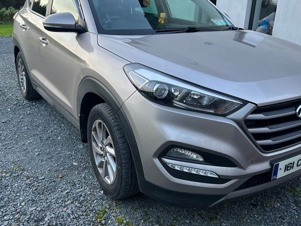 Hyundai Tucson SUV, Diesel, 2016, White