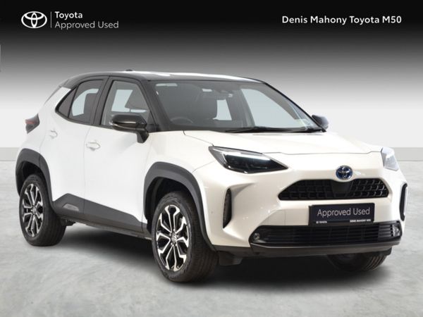 Toyota Yaris Cross SUV, Petrol Hybrid, 2024, White