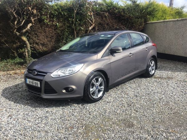 Ford Focus Hatchback, Diesel, 2014, Brown