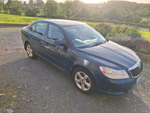 Skoda Octavia Hatchback, Diesel, 2012, Blue