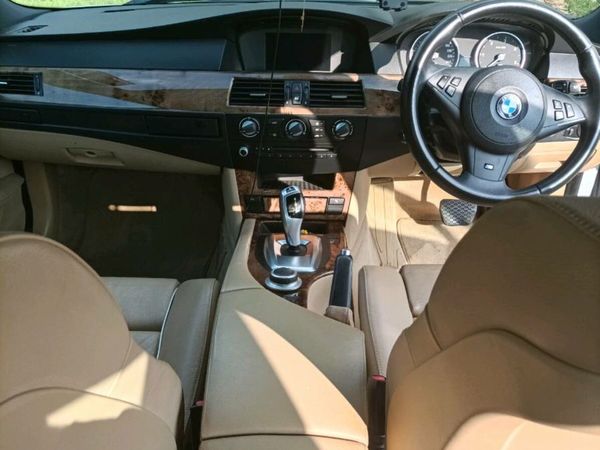 BMW 5-Series Saloon, Diesel, 2008, Silver