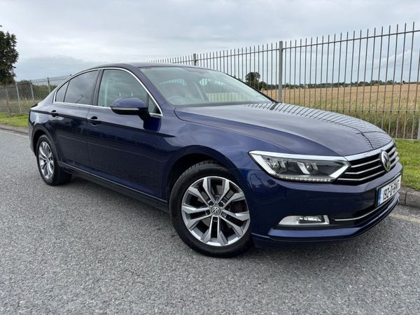 Volkswagen Passat Saloon, Diesel, 2019, Blue