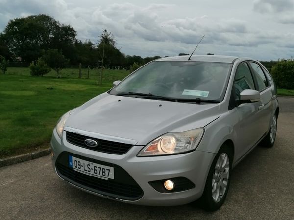 Ford Focus Hatchback, Diesel, 2009, Silver