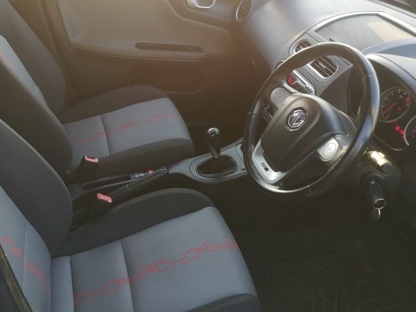 MG MG3 Hatchback, Petrol, 2015, Grey