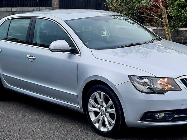 Skoda Superb Hatchback, Diesel, 2014, Silver